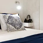 Apartament In Historical Lizbona